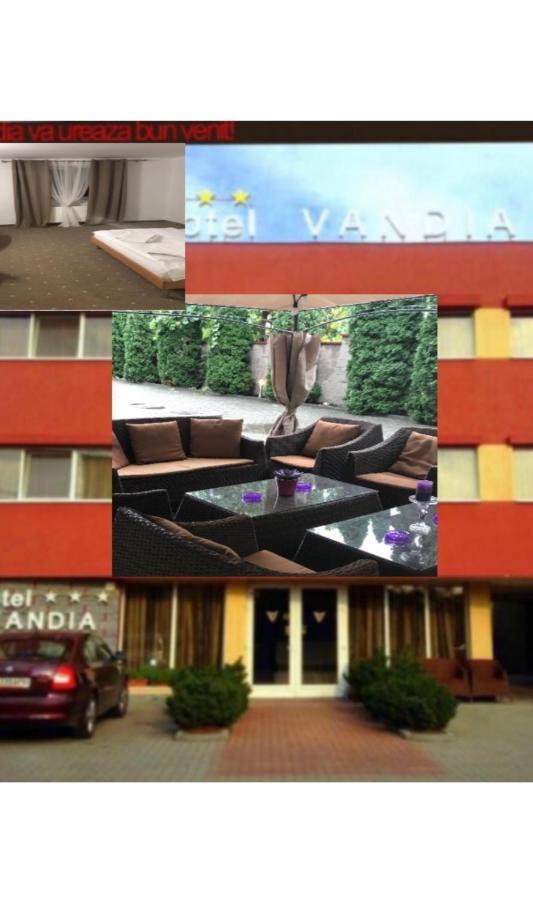 Hotel Vandia ティミショアラ エクステリア 写真