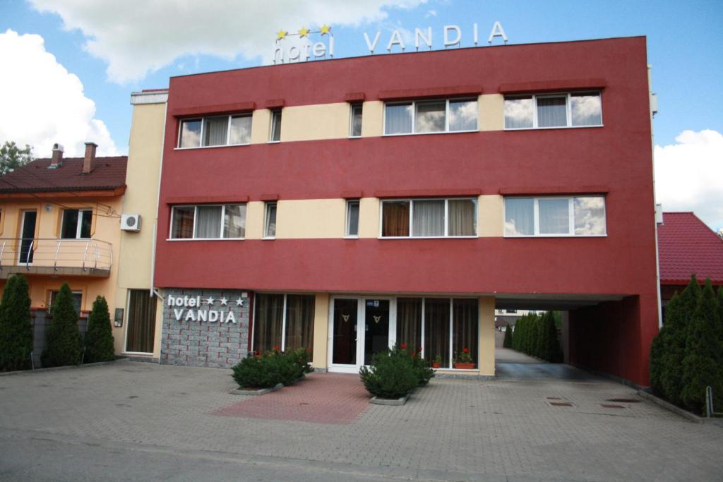 Hotel Vandia ティミショアラ エクステリア 写真